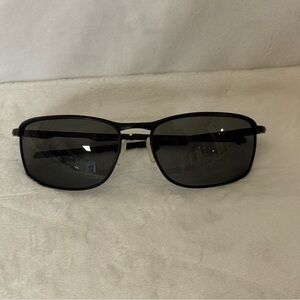 Women’s Chic Oakley Conductor 8 Stylish Wire Black Sunglasses